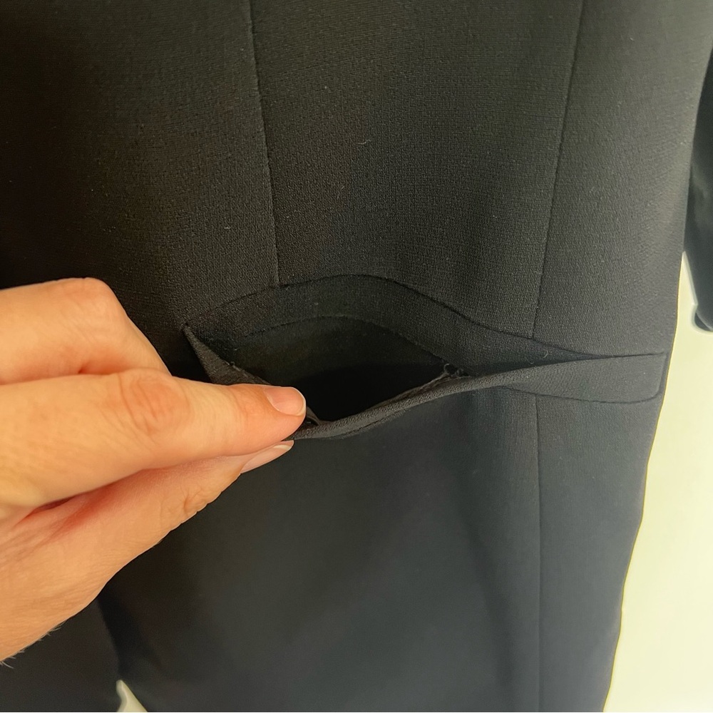 Cinq a Sept Khloe Rushed Sleeve Blazer Jacket - Picture 9 of 16